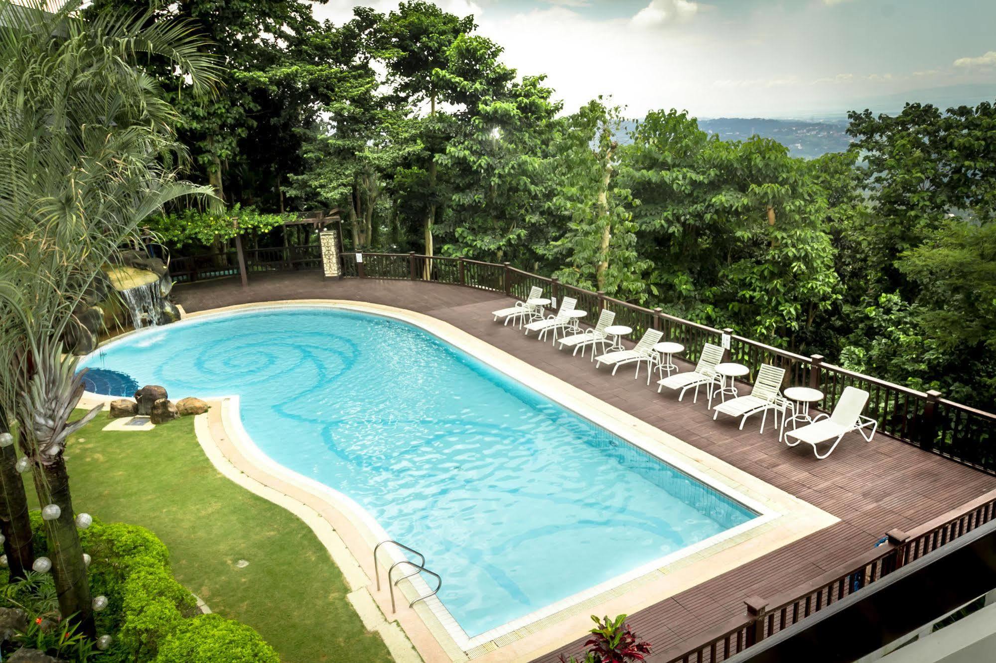 Eugenio Lopez Center Hotel Antipolo Exterior foto